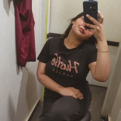 priyank83424320's profile picture. Working for a prefix ✨