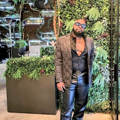 Dr. Cedrick Spears is a successful, relevant, innovative, and effective leader, entrepreneur, author, motivational speaker and so much more.