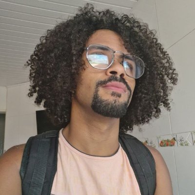 Young, black and gifted
Ọmọ Ọbalúwáiyé
Quem não pode com mandinga, não carrega patuá