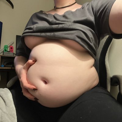 🧡https://t.co/gChtJxaBge🧡 feedee girl who loves to be round, heavy, and stuffed 🤤