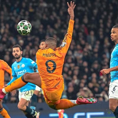 Reincarnation. Love&laughs. @KaizerChiefs❤️
Mbappé🐐❤️AKA❤️88-∞🕊️
