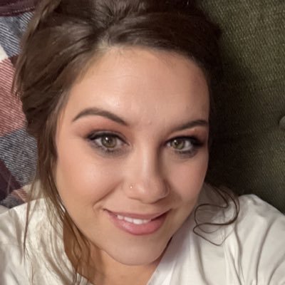 dianabarnhart38's profile picture. awesome momma