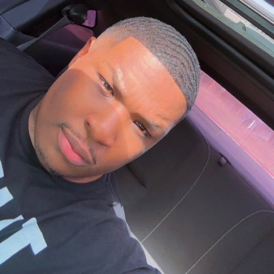 6'1 Durag Bandit. I gt a shoe&jersey addiction. Mechanical Engineer Major. #TexasBoys #InTheLab #UTA #RavensFlock