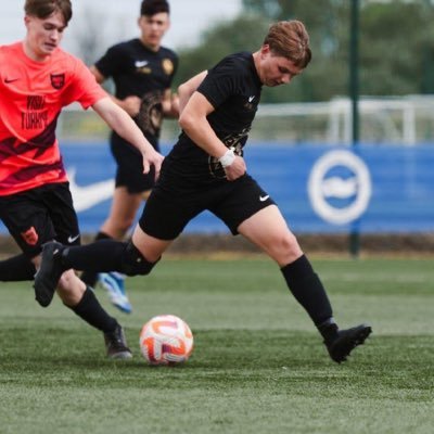 Gmail is justascibulskis8@gmail.com phone number is 07753413220 Currently at Hornchurch, trialed at 2 cat.3 academy’s.