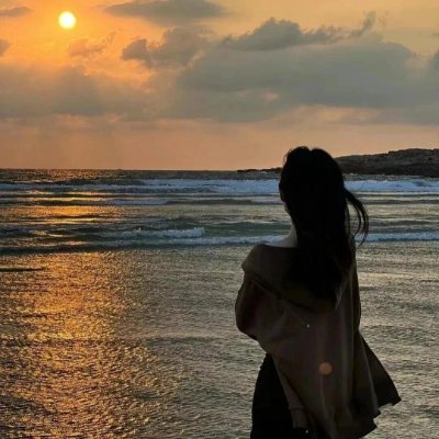 jeeroom24's profile picture. Making it happen, one step at a time. 🚶‍♂️🌠