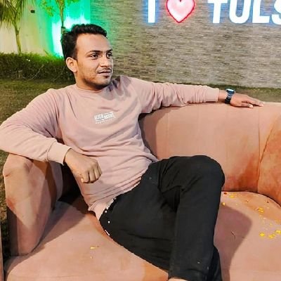 heartofdevill's profile picture. जब उठेगी हिंदू तलवार कोहराम ही मच जाएगा इतिहास छोड़ो पूरा भूगोल ही बदल जाएगा,भगवा की ताक़त के आगे ब्रम्हाण्ड भी सर झुकाता है सुबहशाम सूरज भी भगवा ओढ़ के आता है