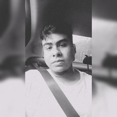 andresretamozol's profile picture. Born In 1994