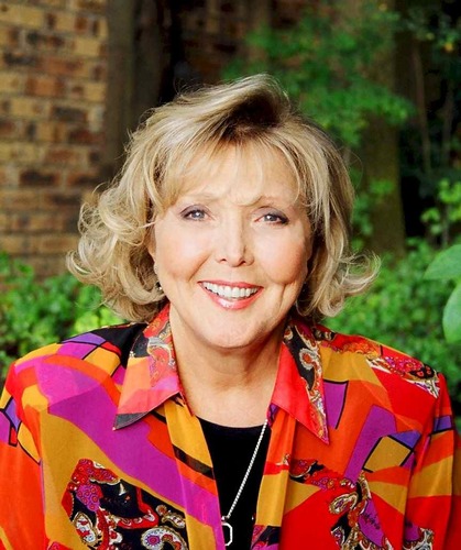 bevsalleeophoff's profile picture. Beverly is an international business leader with over
30 years experience. She trains others to start businesses of their own.