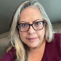 Liz González Valles (@laprofe210) 's Twitter Profile