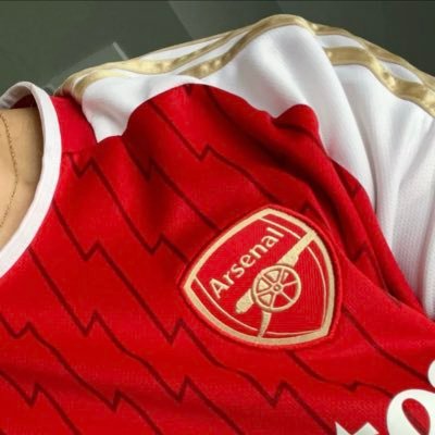 Ts_Maroon13's profile picture. pathological people pleaser 🌚