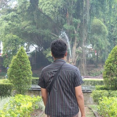 ♈ 175, Satu saja sudah cukup!!
dah capek di mainin perasaan orang, maupun diri sendiri. Jarang on maaf kalau slow respon
ig : arlen_mardhinata
