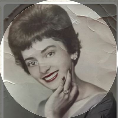 Mariquel2016's profile picture. 