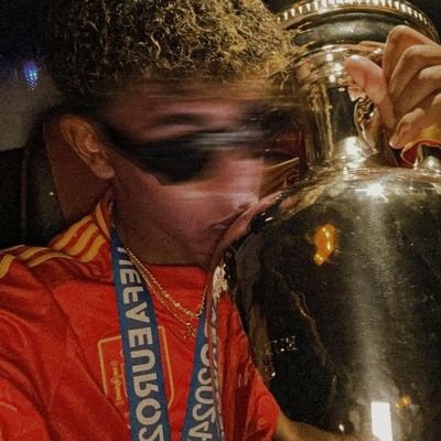Michaelsyre_'s profile picture. @FCbarcelona @Max33Verstappen @Lakers Boruto TBV enjoyer