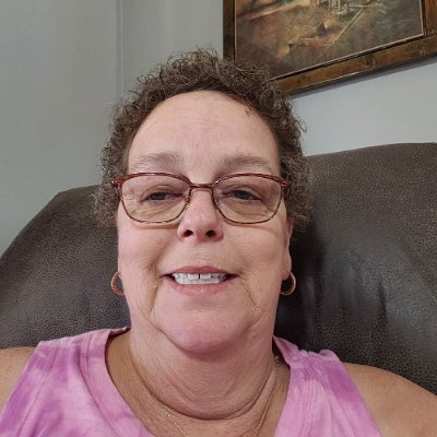 Dave4047Emily's profile picture. 