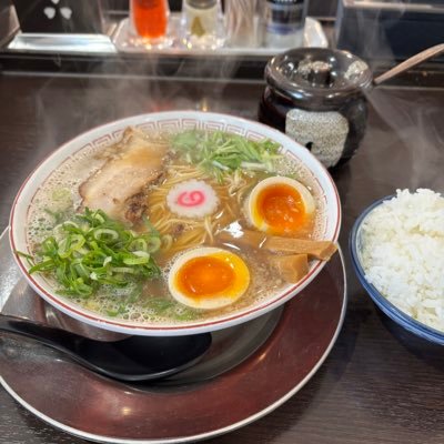 meguriai0309's profile picture. 4角先頭、捲土重来