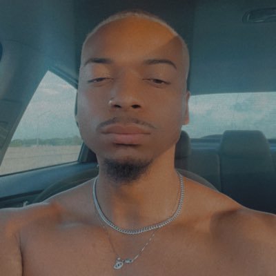 welcome to my photo album, The Haitian stallion 🔥 ask about my main