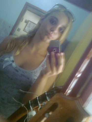 machadograzyela's profile picture. 