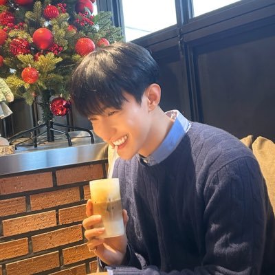 FAN ACCOUNT ~ MULTI // BOICE. FANTASY. P1ECE. CARAT. ENGENE 🐭Rowoon once said: I want to be a person who is stronger inside than outside. 211125♥️