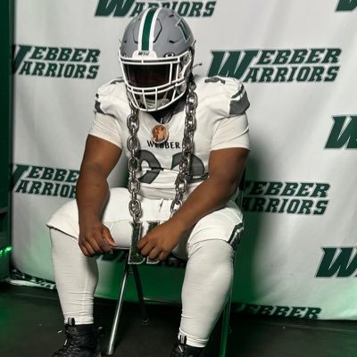 C’o ‘25👨🏽🎓🌟| Huntington High School | 5’10 276 lbs | 3.0 GPA | D Tackle/ O Guard | 📍LA | Email | hayesphillip63@gmail.com 📥 | 318-780-1606 📲