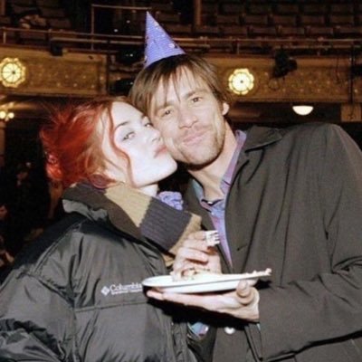 lavidaelizabeth's profile picture. she/her