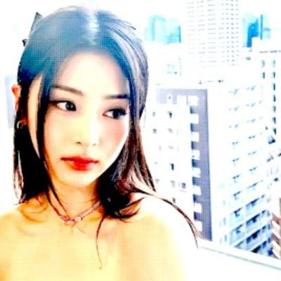 Yunjin is my muse ㅤㅤㅤㅤㅤㅤㅤㅤㅤㅤㅤㅤㅤㅤㅤㅤ
and she runs the cult i'm in :3 he ✮ they .