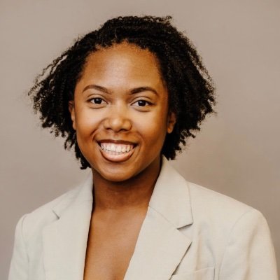 @UNC_SOM 🩺| aspiring surgeon | narrative medicine 📝 | fueled by matcha + nature | yogi 🧘🏾♀️ | Zeta🕊️