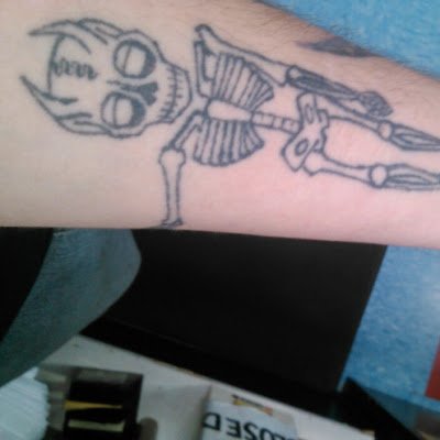 EzXxXJ90's profile picture. 34 and just winging it. I'm pretty sure im failing, but it's alright 👍 enjoy my shit postings