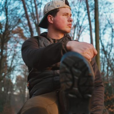 RidgeOakClub's profile picture. Small town blood, big woods soul. I share what the wild teaches.