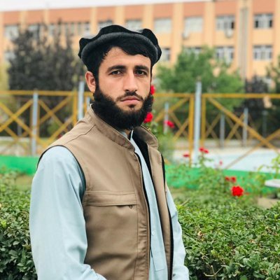 زشت ترین وبدترین حالت نفاق این است که در کشور خود خواستار تطبیق شریعت و نظام اسلامی باشی اما برای زندگی به کشور سکولار مهاجرت کنی.