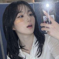 ☀︎ (@choerrybite) 's Twitter Profile