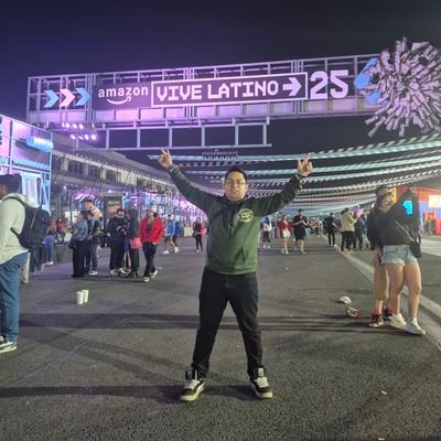 Una buena rola de rock, fiel militante de la Izquierda, y activo luchador por un mejor Mexico y Tabasco / Obradorista #RevolucionPermanente