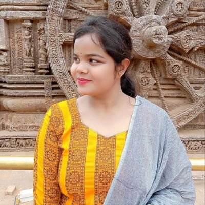 S_Padmapriyaa's profile picture. On a journey to understand and uphold justice ⚖️ 😌