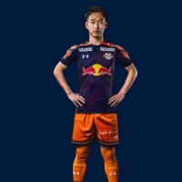 谷内田哲平　サイン入りユニフォーム HATTRICK（ハットトリック）-選手の想いをファンへ届ける公式