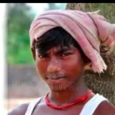 Majdoor kumar from arra, bihar।
Migrated to kolkata....😊