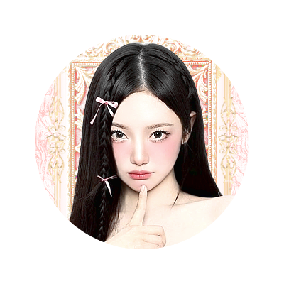 𓍯𓂃 ٬٬ i͟n͟t͟r͟o͟d͟u͟c͟e͟ @nctyuota’s lady, ℘age 𝟢͟𝟤 🪞 𓂅 shimmering in melodies. savage on stage, sweet at heart : aespa N͟i͟n͟g͟ Y͟i͟z͟h͟u͟o͟ ꔫ ִ ֹ ⊹