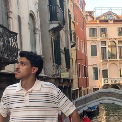 SketchyBoy7's profile picture. It’s like the regularness of life is too hard for me