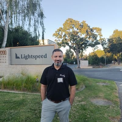 Building https://t.co/pdwYP5WYOz AI ghostwriter for LinkedIn.