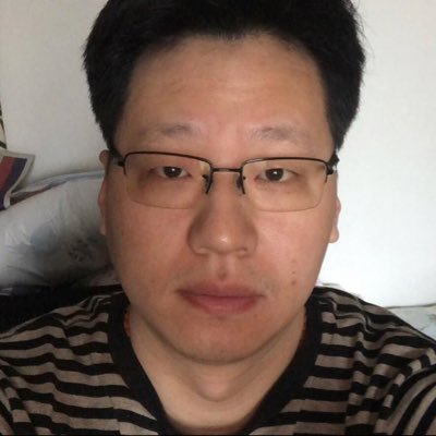 tj_nell's profile picture. 