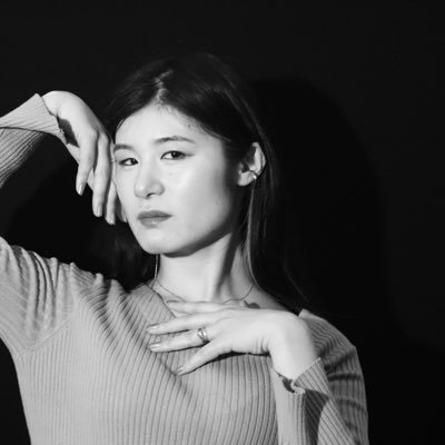 影島沙絵 週末女優/チリアクターズ/小田原観光キャンペーンモデル/鎌倉まちのスナック元ママ/東大卒/エボシカメレオン花恋は9歳でお空に/ダイビング通算84本/セレッソ大阪🌸/禁酒ができない/チリアクターズ乱鴉傷イチノセ役 演劇プロデュース螺旋階段 澄香役/次回出演▷9/5-7チリアクターズ短編集