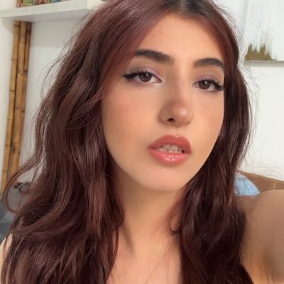 Tahoora1384's profile picture. 