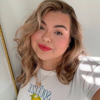 MommaBlessin's profile picture. HELPING THE NATURE #MAKE AMERICA GREAT AGAIN#🎁🌎