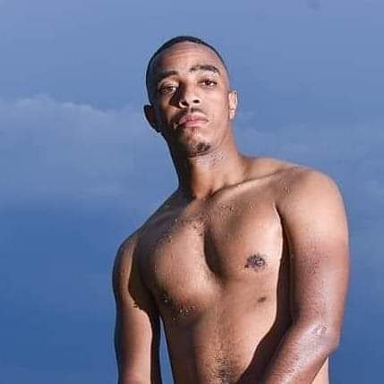 MrJunioRmike's profile picture. very funny,i like partying and i socialize a lot..um very friendly