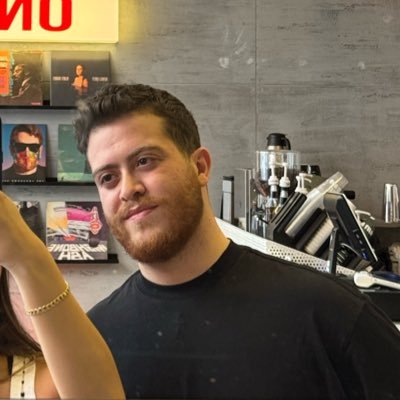 bda3aa's profile picture. silly goofy enteral parenteral