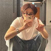 de (@https1485) 's Twitter Profile