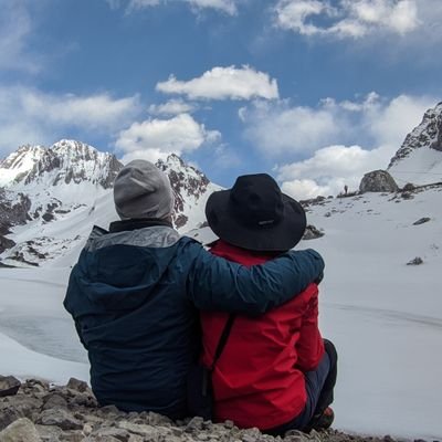 Zhou66Vic's profile picture. 生于芥子，心藏须弥