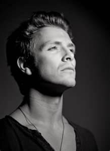 Trackingmoves's profile picture. Hiding in the shadows or in plain sight. I will find you no matter where you are. Cocky? Why yes I am. {Rogue 21+RP}