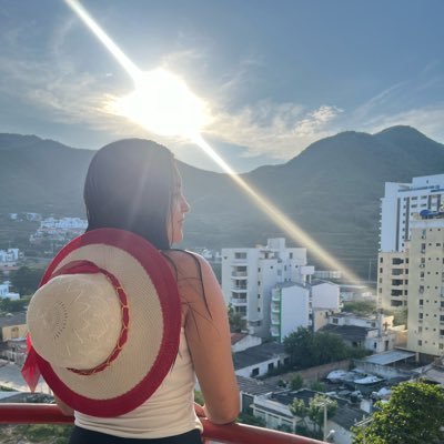 Heidymunozc_'s profile picture. La gratitude est la mémoire du coeur 💫