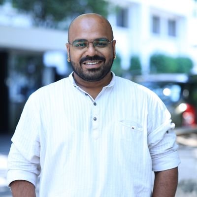 AbhiTheReporter's profile picture. Journalist by profession, Humanist by passion! Strongly believe in the fact that every single failure is a new lesson!