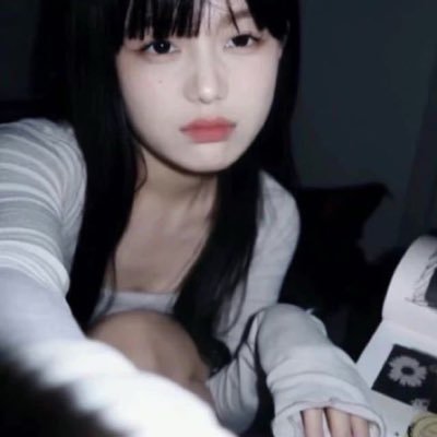 77igad's profile picture. 🚪(266)过了加微💬，可约饭咖啡/精力有限不闲聊/❕极度厌蠢症/不过🚪别发私信🥤🥤🥤喜欢有礼貌的～不入🚪别私信！看清楚👌有🚪有🚪！