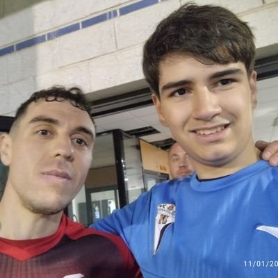 ❷/❹/❷⓿❷❸🏆❤️🔥
🇪🇸
ME QUEDO CONTIGO💙🤍. 'Mateo 19:26'✝️